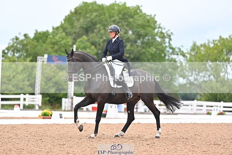 240815A-151029-02232 - 146-Charlie.Morgan-Jasmijn