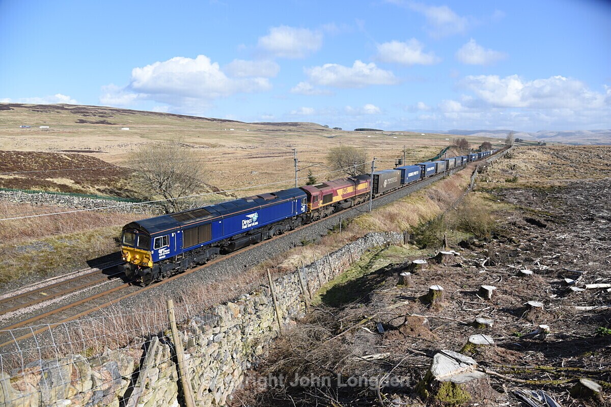 JL - 6.4.20 66429 & 66122 4S44 Daventry - Mossend, Shap - West Coast Main Line (north to south)