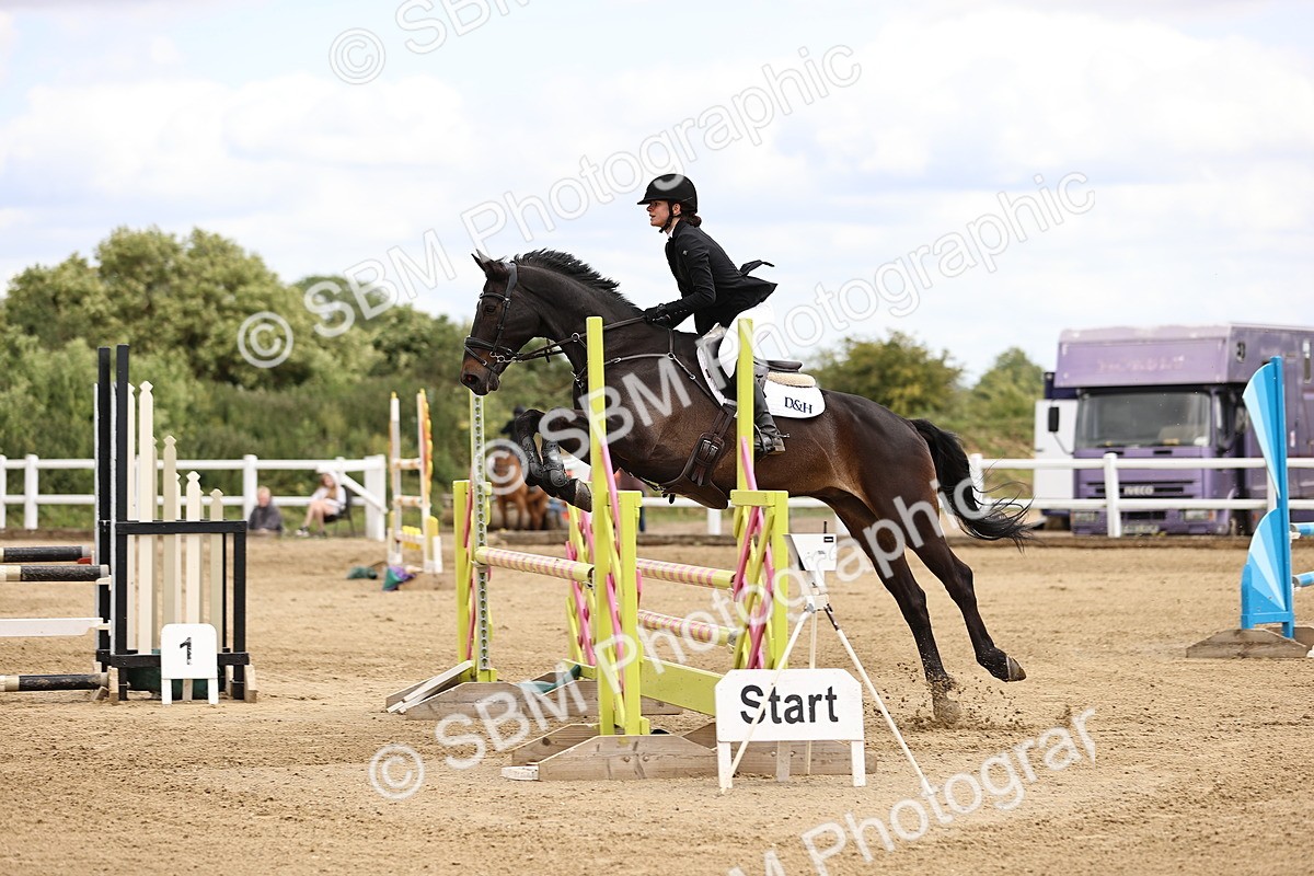 SBM_007940 - Class 3 - 90cm showjumping