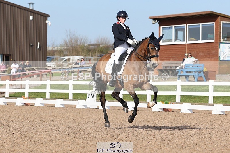 250404-163443-07548 - 115-Isla.Sully-Vagabond.De.Massa