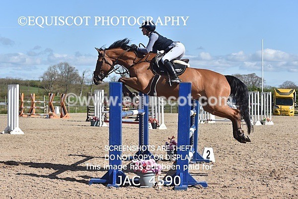 JAC_4590 - CLASS 11 SAT Andrew Hamilton Coach, RHS Foxhunter Championship Qualifier
