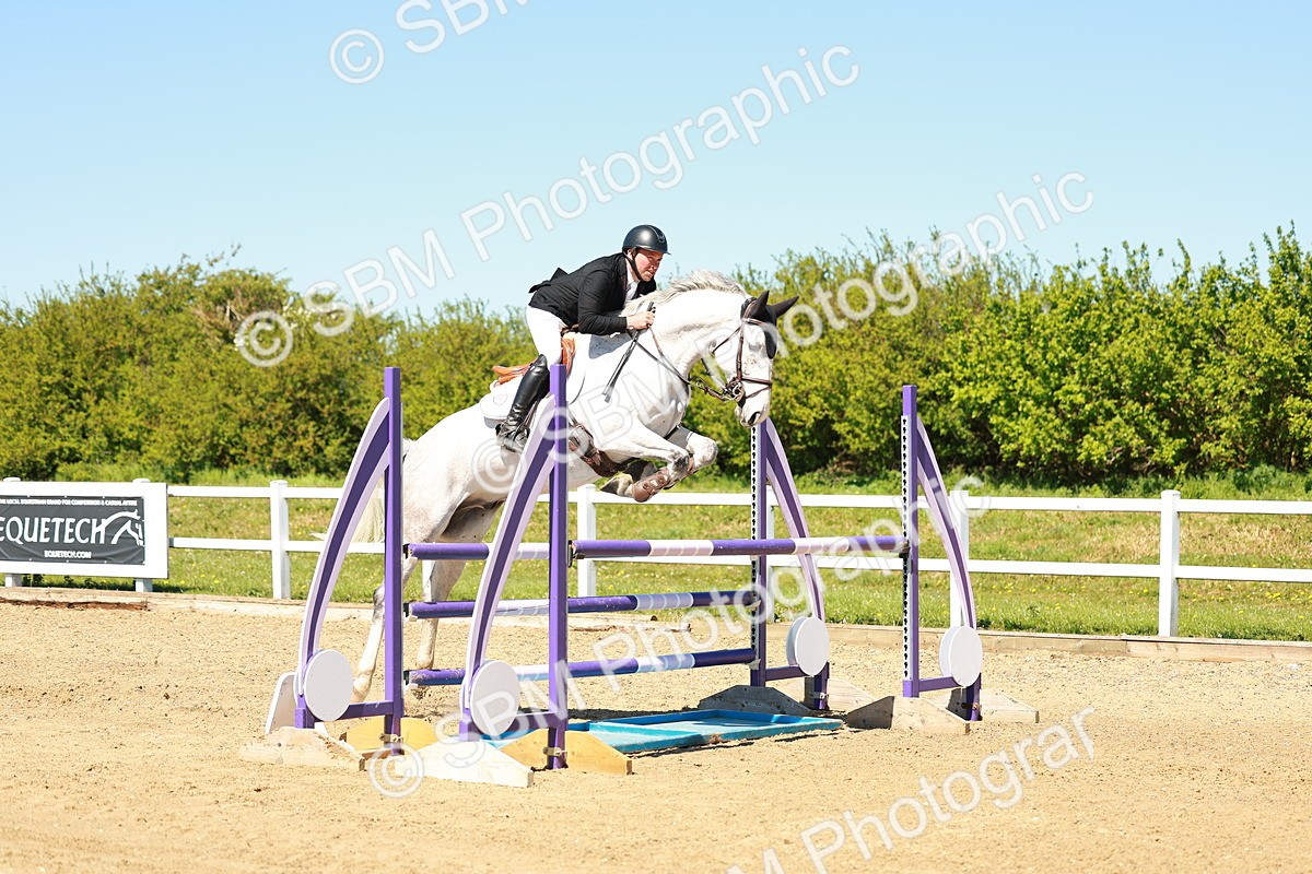 SBM_001234 - Class 4 - Senior Newcomers 1.10m