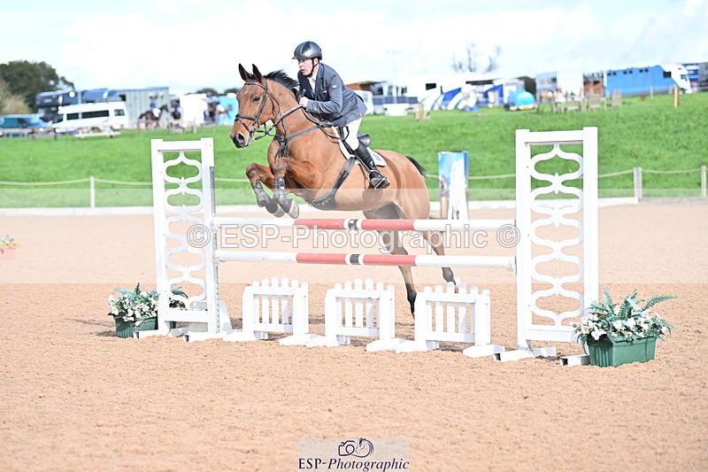 231014A-121820-04526 - Cls 19 1.15m Members Cup