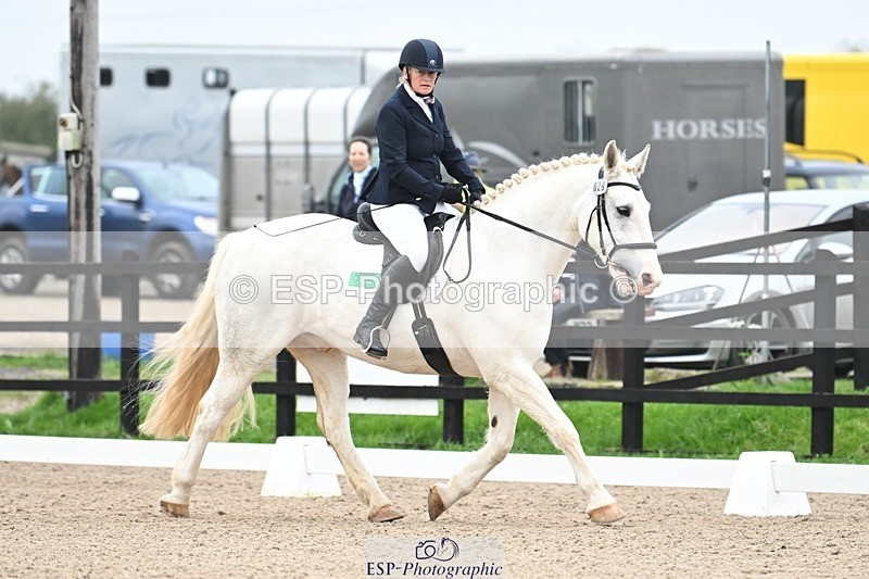 241103-092441-00168 - Intro 3 - 8.30 to 9.30