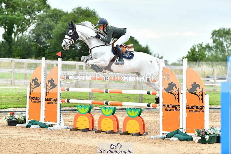 230720A-164359-04386 - Cls 9 2 Star Big 1.40m break to end