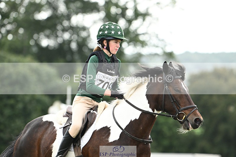 240825X-144300-35475 - 80cm XC 14.30 to 15.30