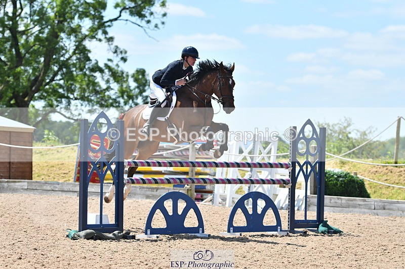 240609A-125206-05396 - Cls 18 Snr Newcomers and 1.10m Open