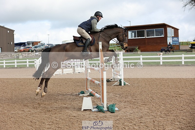 240223A-121050-01117 - Cls 4 Snr 1.05m Open