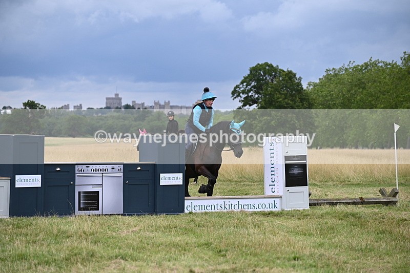 WJ6_3119 - Time at Jump 11:06 to 11:40