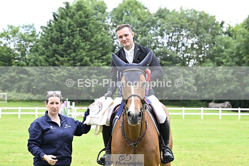 240711-125425-27002 - Cls 117 HOYS Grade C Jump Off and Presentations