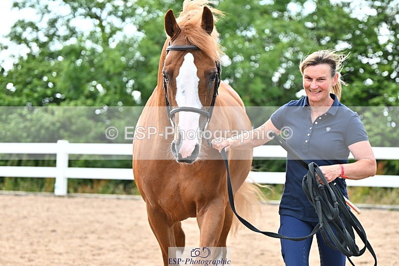 240718A-105327-02040 - Trot Up 2pm to 3pm - This folder is not in time order