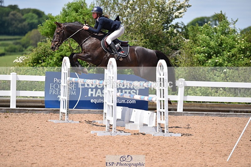 230531A-124208-00365 - Cls 4 Newcomers & 1.10m Open