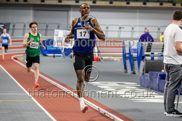 StudInd-913966 - Track Male Set One
