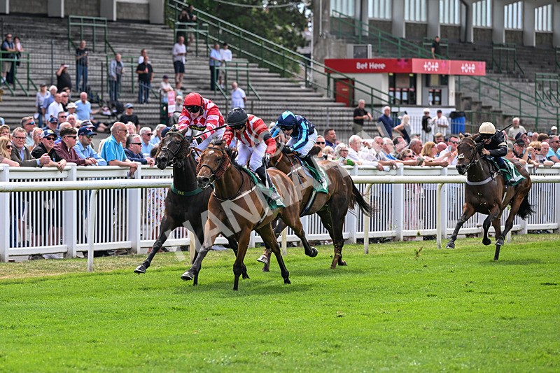 010726-Race 4-Barmyblade-8267 - Race 4 14.40pm Army Benevolent Fund Handicap