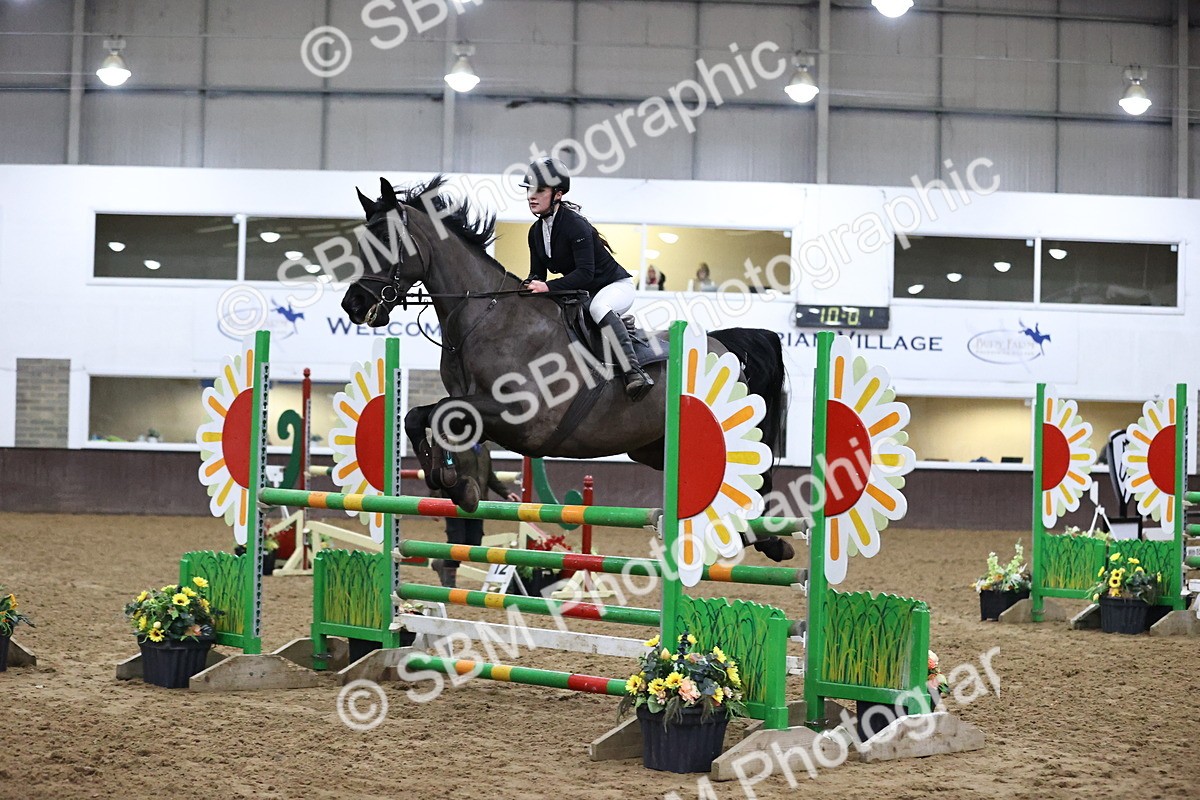 SBM_2622 - Class 9 - Senior Newcomers/ 1.10m Open