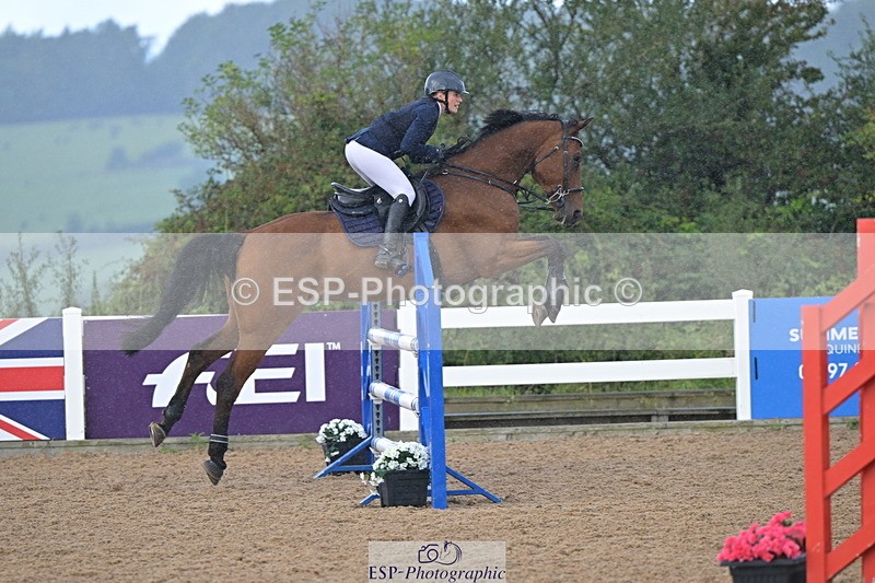 240912A-111217-01122 - Cls 9 Snr Discovery and 1m Open