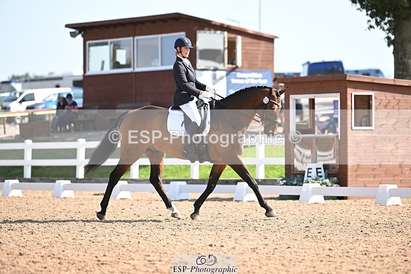 250816-103221-03408 - 058-Abigail.RousellMister.Cadbury