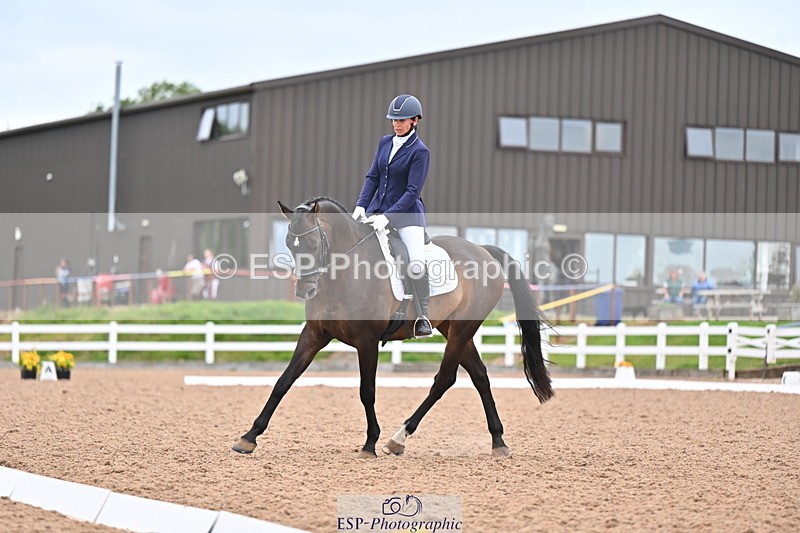 240817A-153408-10314 - 211-Louisa.Chatting-First.Mohican.II