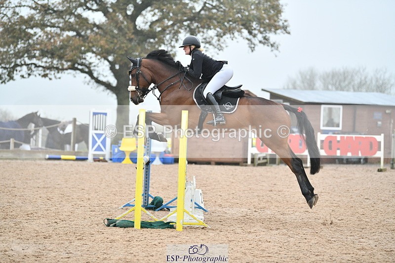 241102A-114635-04401 - SAT Cls 9 British Novice and 90cm Open