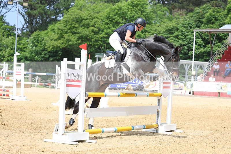 3E7A0603 - Class 10: Senior 95cm open