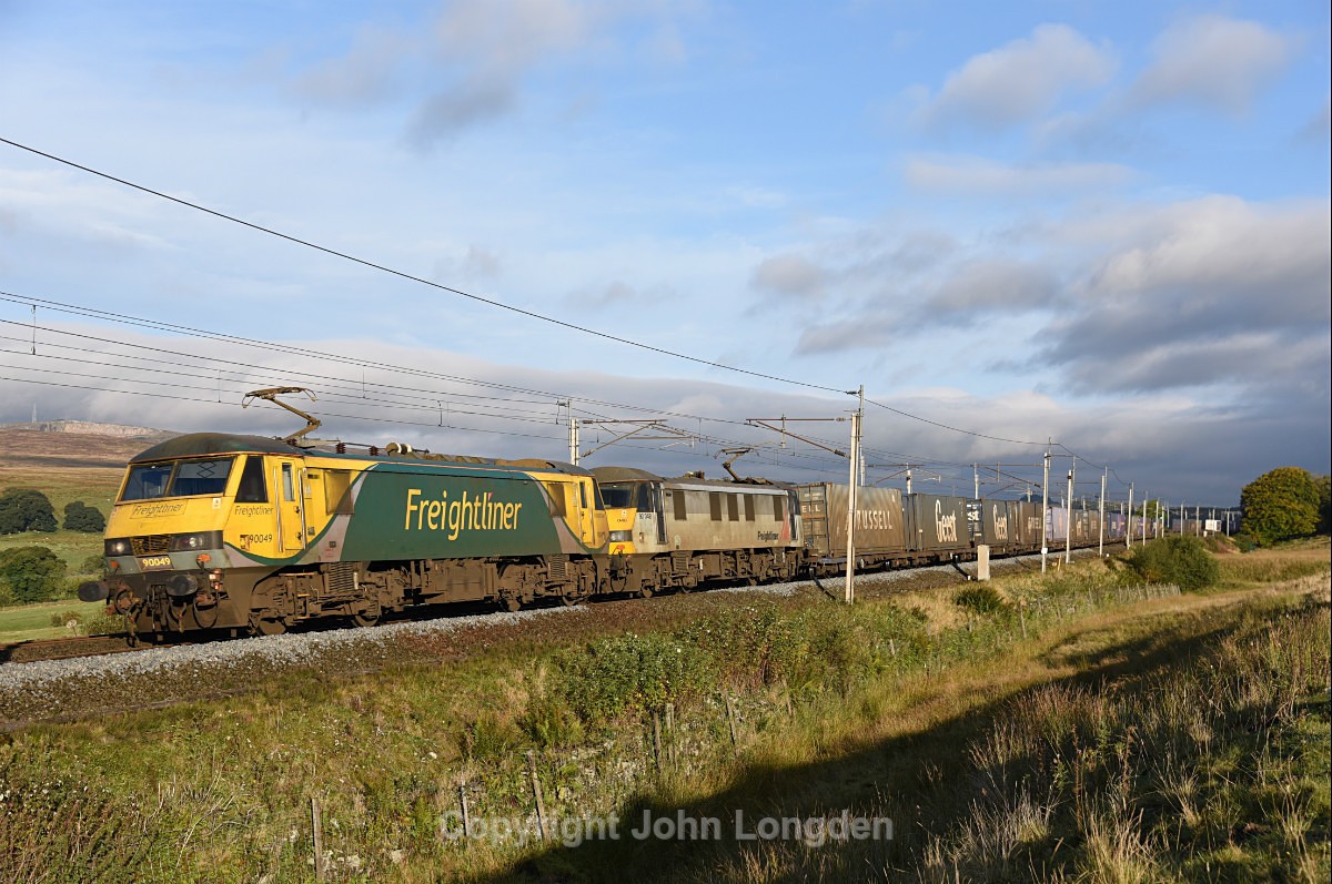 JL - 22.9.17 90049 & 90048 4M27 Coatbridge - Daventry, Scout Green - West Coast Main Line (north to south)