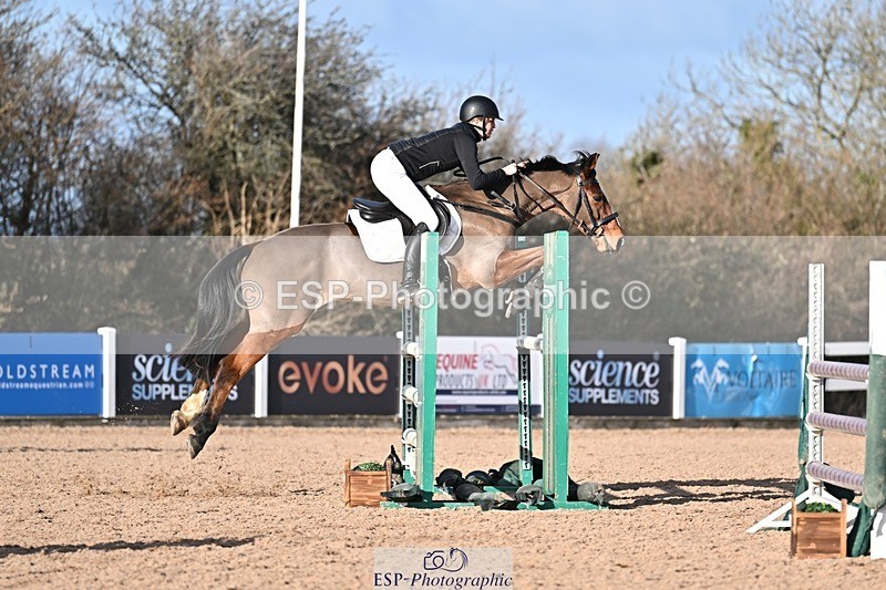 260107-121508-00285 - Cls 4 Newcomers and 1.10m