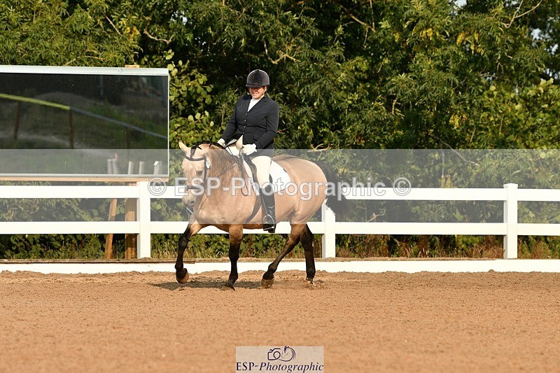 250817-092456-06903 - 082-Sarah.DavisWinston.Classic.Gold