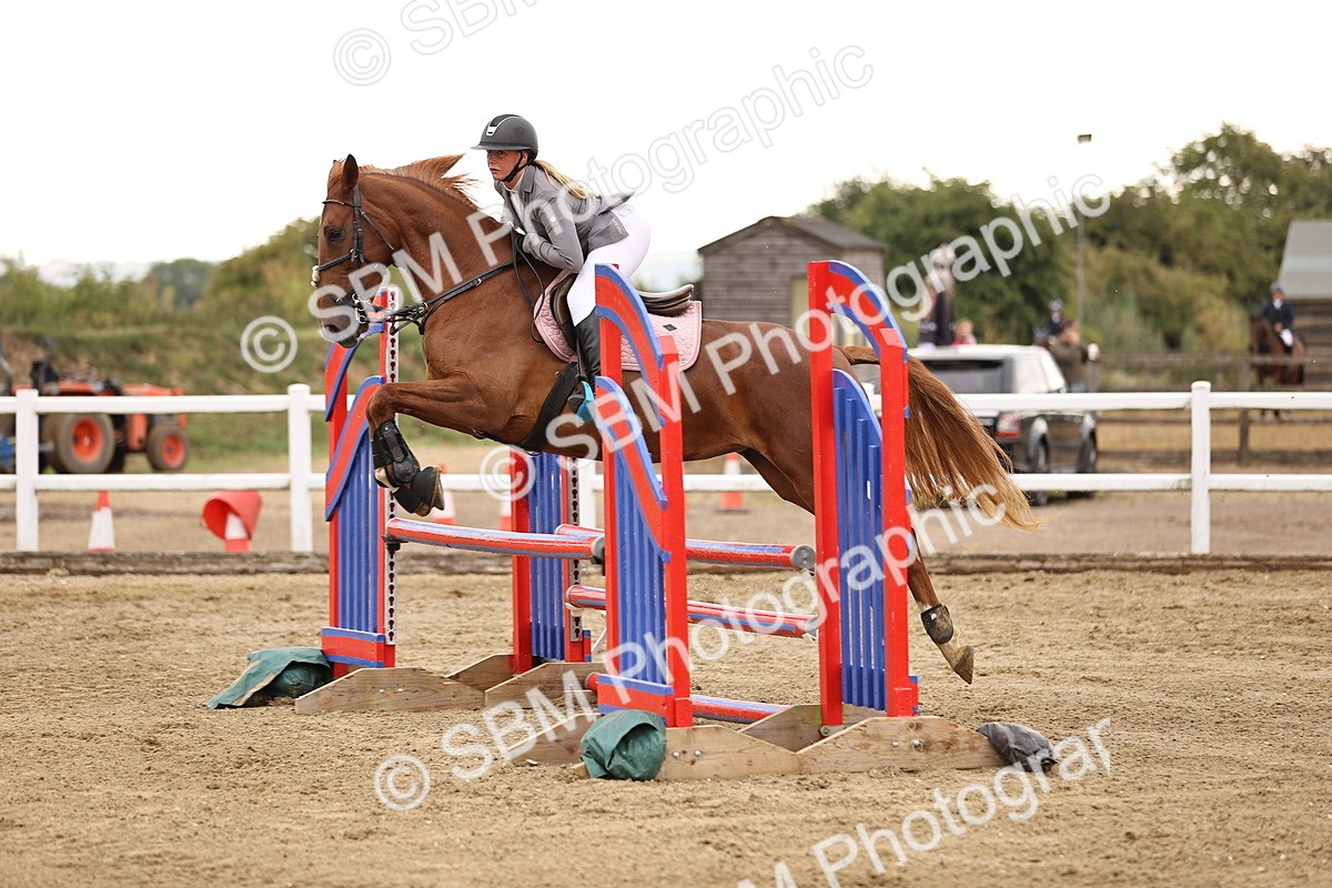 SBM_024351 - Class 8 - Clear Round