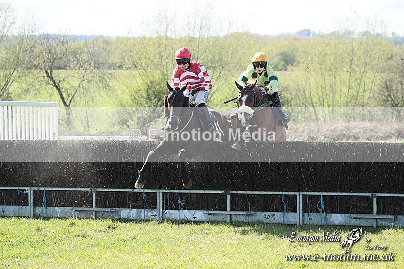 PtP 210425  1021 - Paxford Races Easter Monday 21/04/25