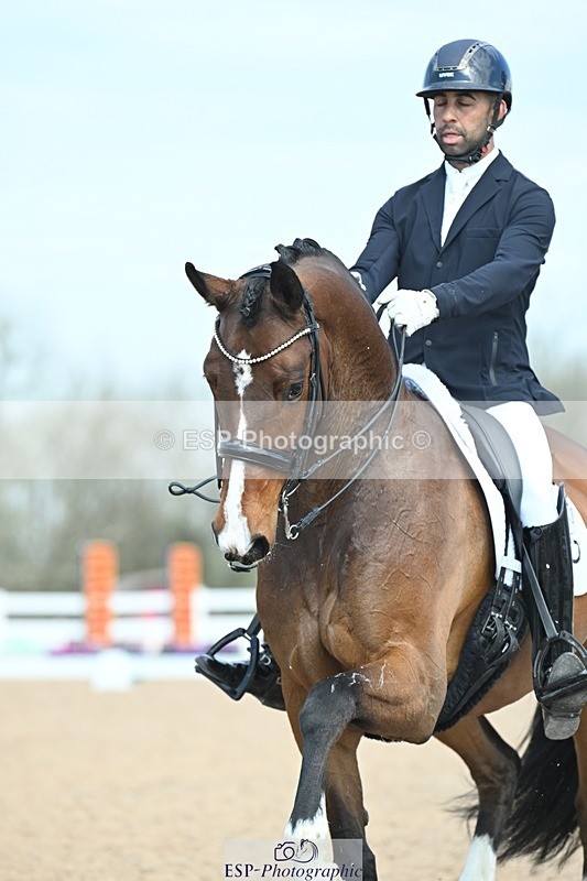 250403-105652-01715 - 042-Dannie.Morgan-Fever.Tree