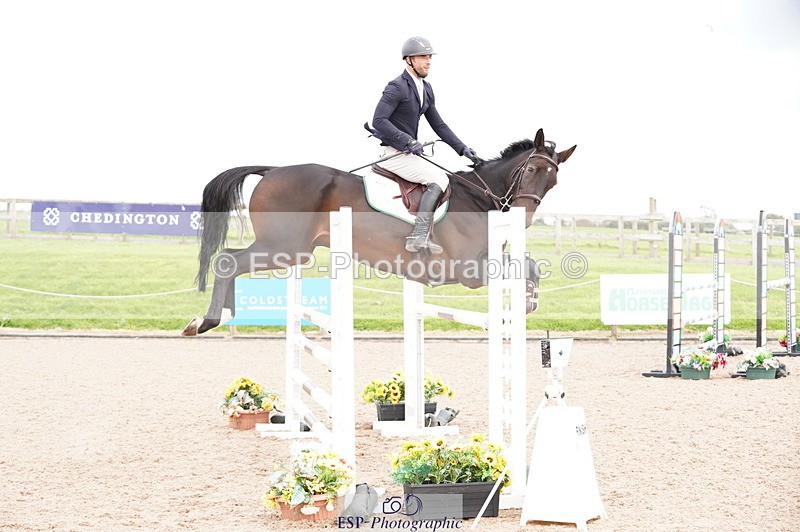 241004A-145742-00856 - Fri 04 Snr Fox & 1.20m Open