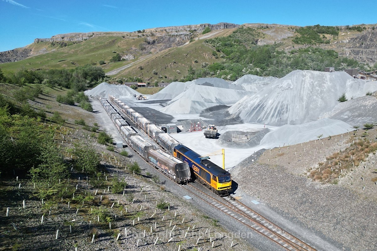 JL - 13.5.25 60087 6M38 Arcow - Bredbury, Arcow - Latest shots