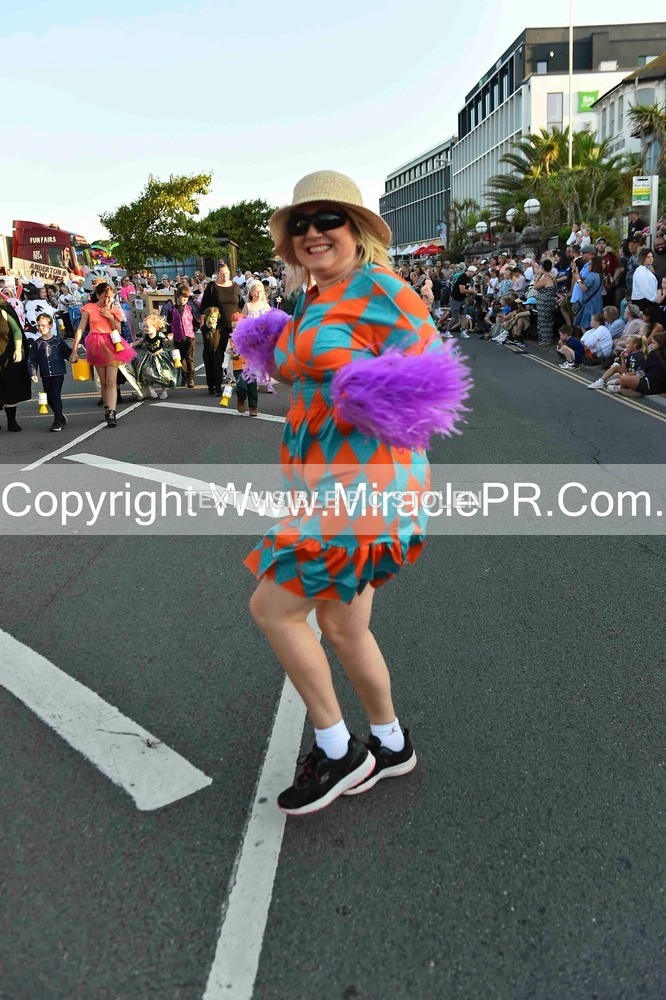 SH4_3685 - Carnival Procession.