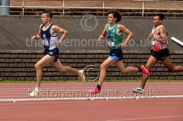 SIAB23-914313 - Track Male Set One