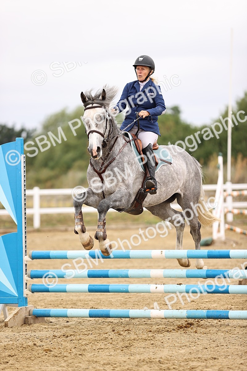 SBM_024421 - Class 8 - Clear Round