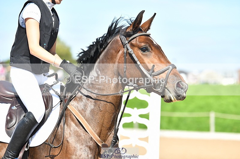 230903A-133018-04804 - Cls 15B U21 Intro 1m