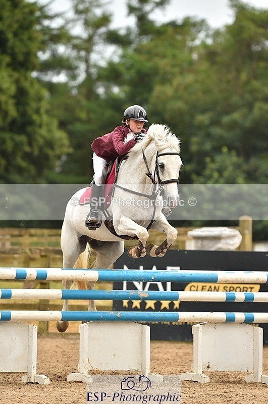 230618-142248-12898 - Cls 25 Pony Foxhunter & 1.10m Open