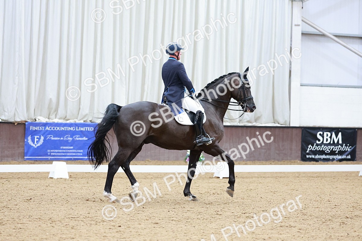 SBM_015936 - Class 5 - FEI INT II - 15.48-17.00