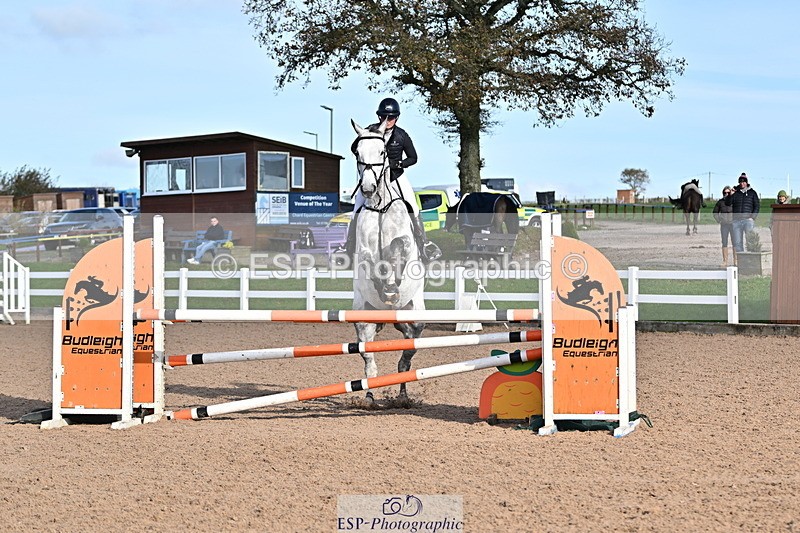 241113A-130155-00635 - Cls 04A&B Snr Newc & 1.10m Open