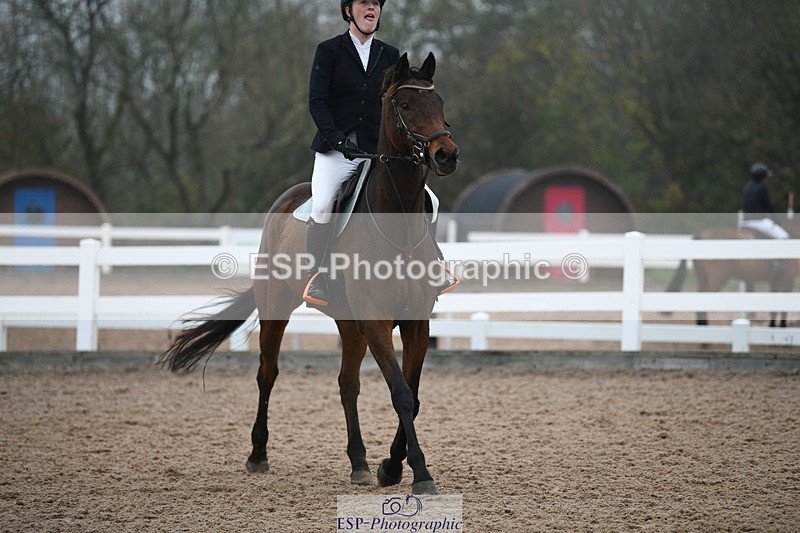 241103A-102926-07473 - SUN Cls 21 Snr Newcomers and 1.10m Open