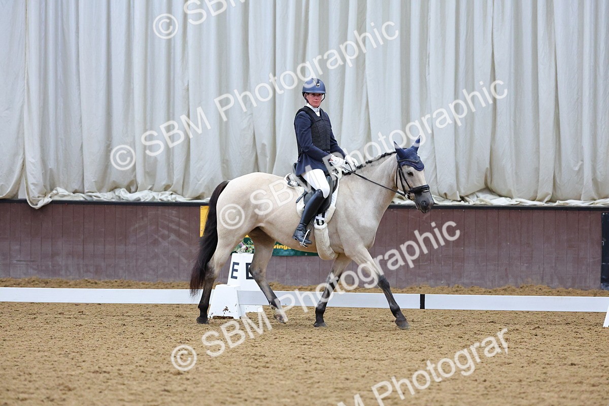 SBM_000304 - Class 2 - Intro 3 Championship - 8.51-9.47