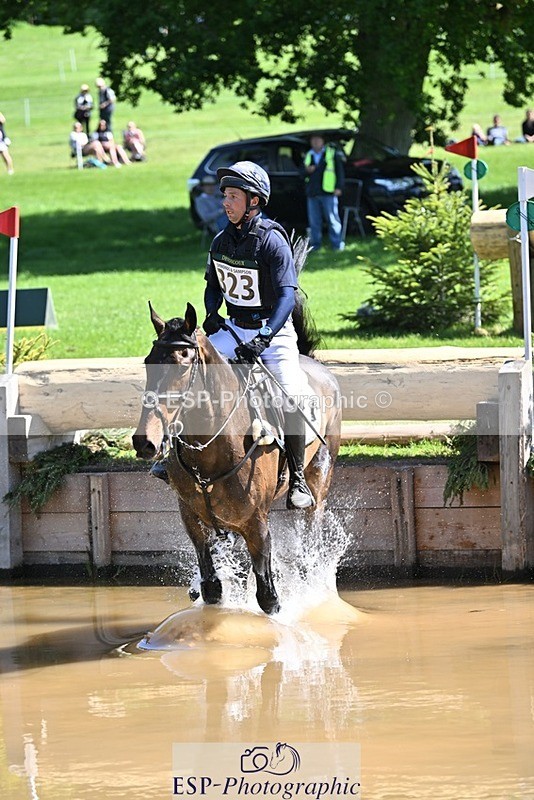 240525-105642-12137 - 323-EMERALD_ENDEAVOUR-Harry_Dzenis