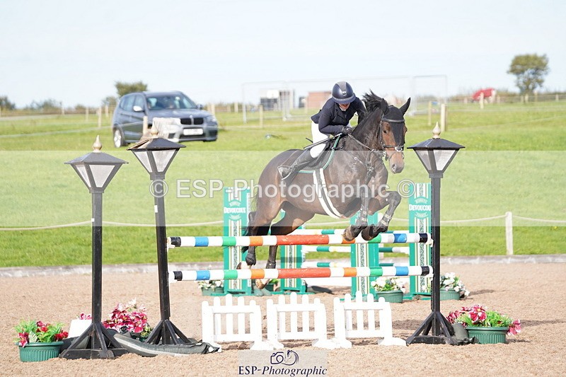 241005A-161512-05175 - SAT Cls 12 Snr Fox & 1.20m Open