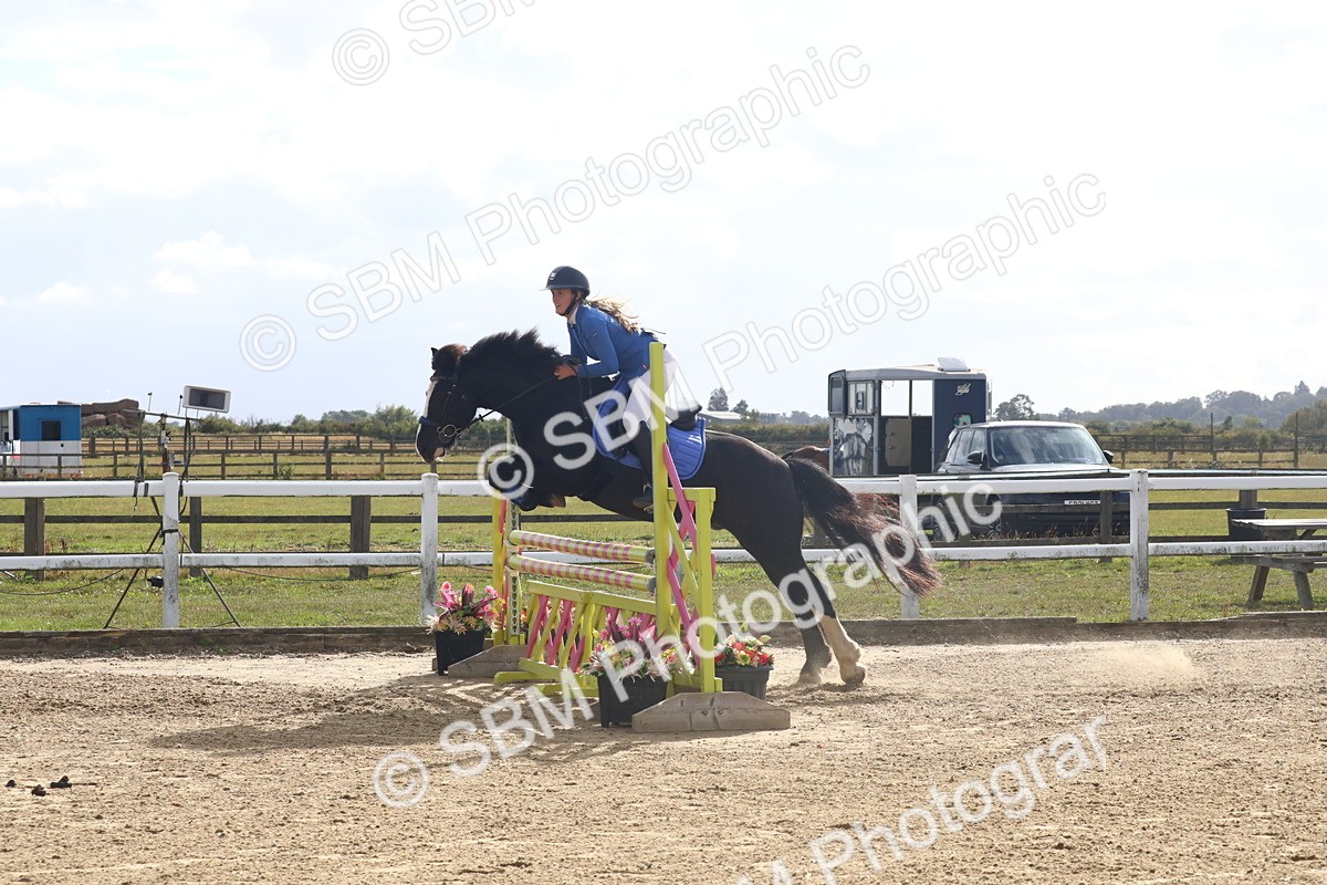 SBM_008008 - Class 12 - 90cm Champs