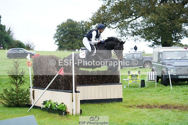 231021-115042-15634 - 645-COOLEY.CORPELLO-Francesca.Swallow-SC+XC