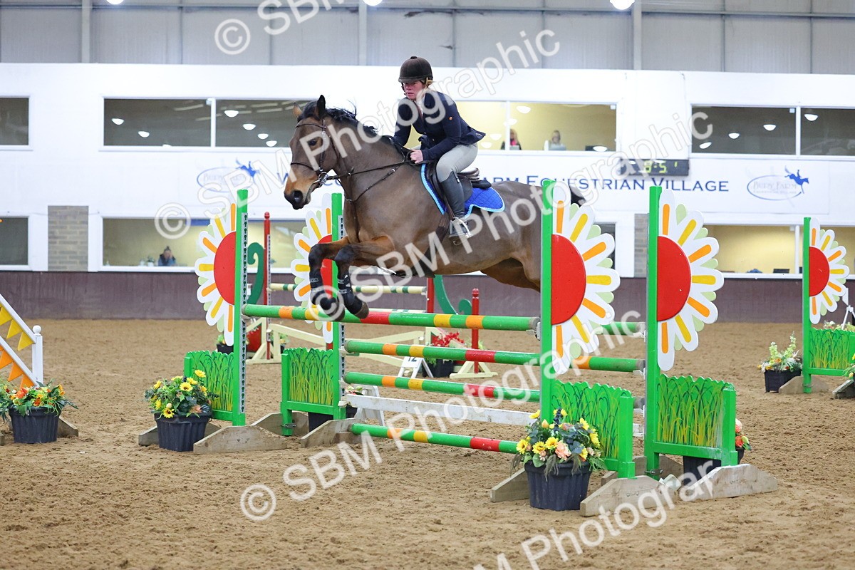 1I0A4939 - Class 9 - Senior Newcomers/ 1.10m Open