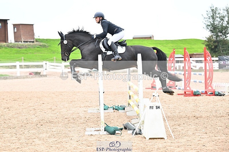 250920-125415-01179 - Cls 26+27 Club and Schools 90cm