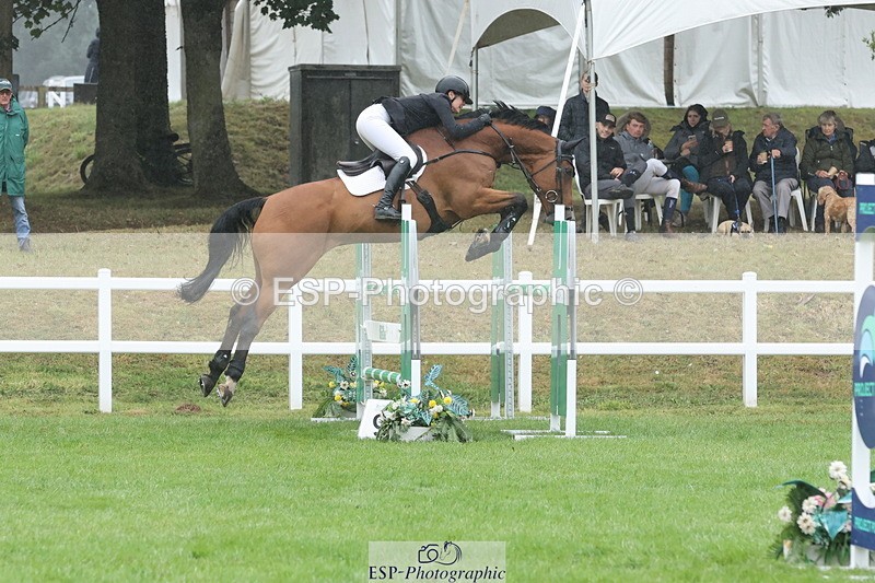 250830A-132204-06651 - Cls 16 Snr Newcomers and 1.10m Open