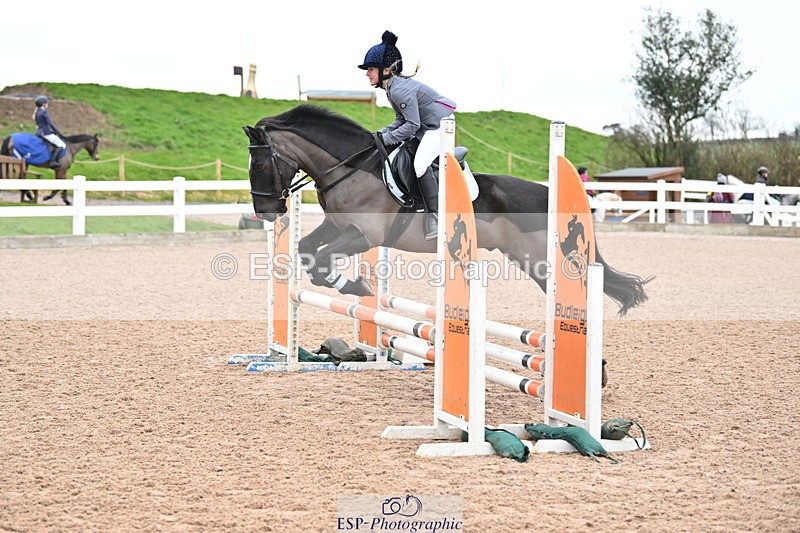 240309A-101919-00066 - Cls 1 Pony Intro 70cm