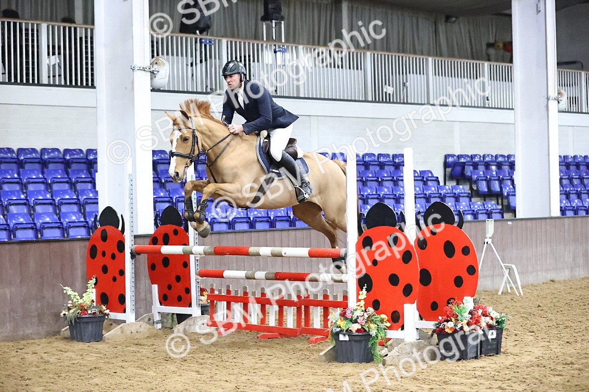 SBM_002070 - Class 10 - Senior Newcomers - 1.10m